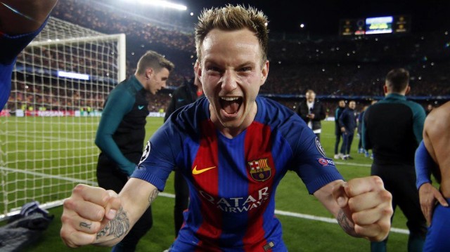 Rakitic renueva con el Barcelona hasta 2021