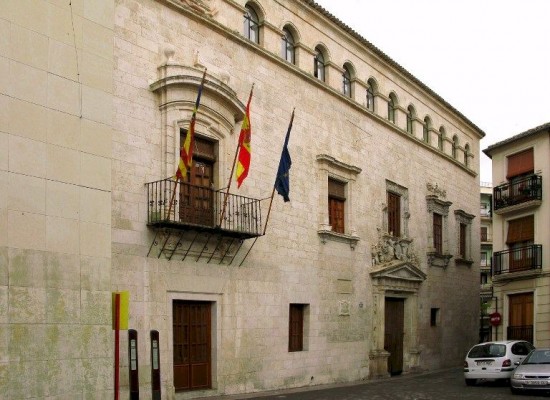 Villena aprueba el contrato de actuación arqueológica para rehabilitar el Palacio Consistorial