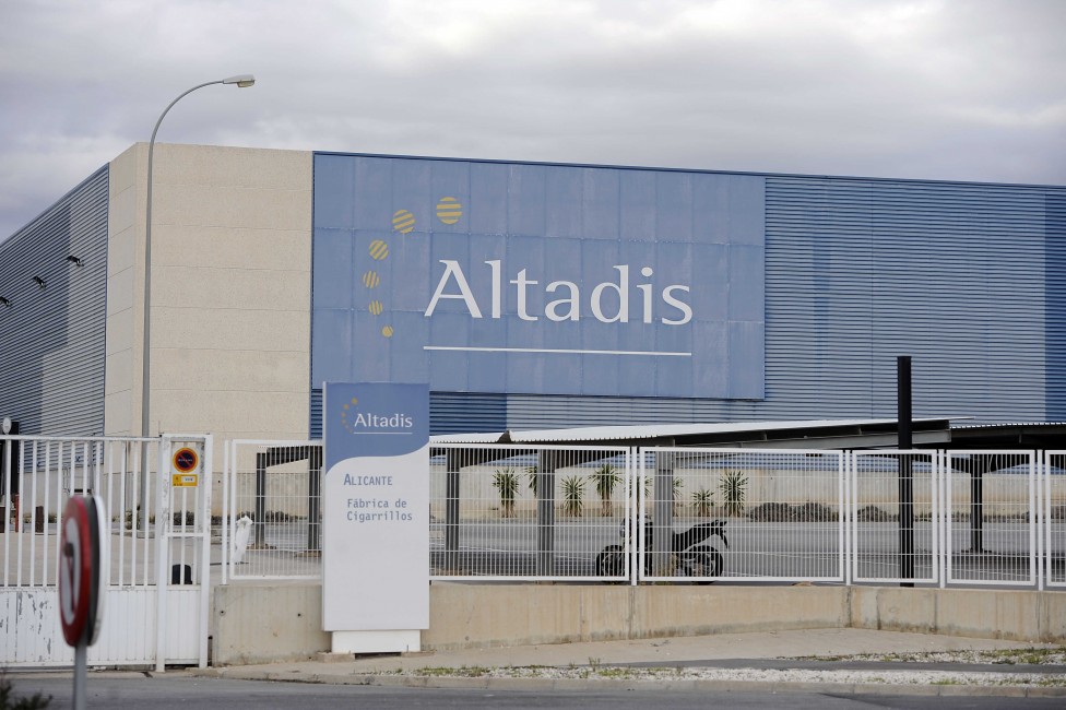 Las antiguas instalaciones de Altadis en el polígono de Las Atalayas de Alicante. Foto: RAFA MOLINA - 