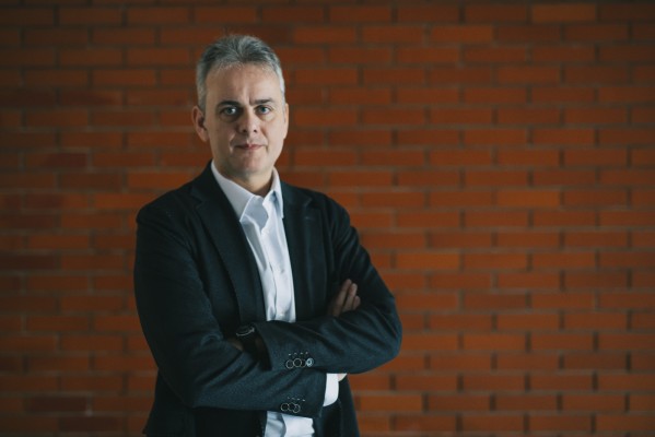 Héctor Illueca: 