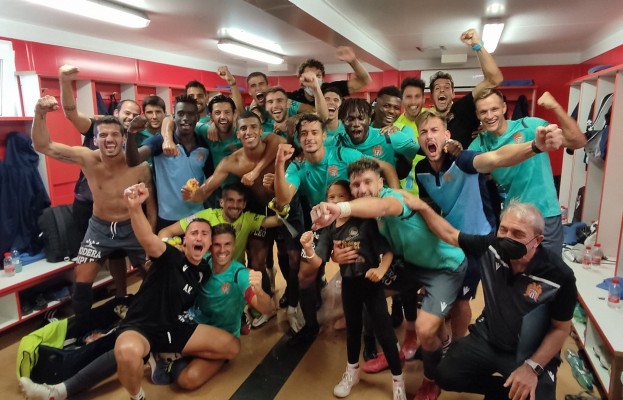 El Águilas es líder en Segunda RFEF con su tercera victoria consecutiva

