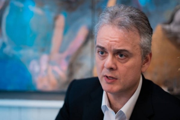 Héctor Illueca: 