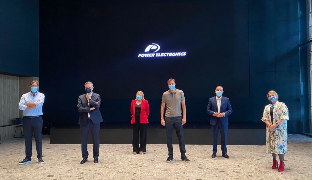 Rodríguez-Piñero señala que la gigafactoría es el proyecto que marcará el futuro de la Comunitat