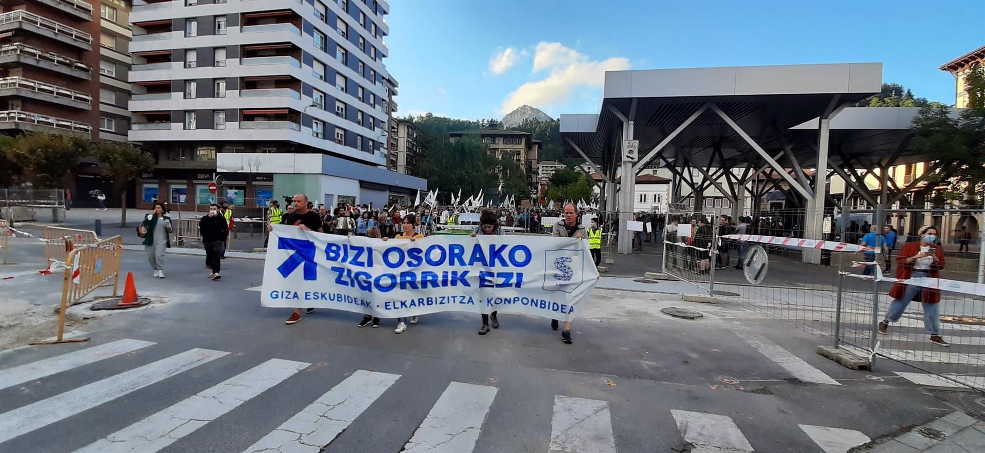 Concentración de apoyo a Henri Parot en Mondragón. Foto: EFE - 