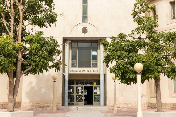 Una juez faculta a una madre a decidir la vacunación de su hija menor ante las 'dudas' del padre por una patología