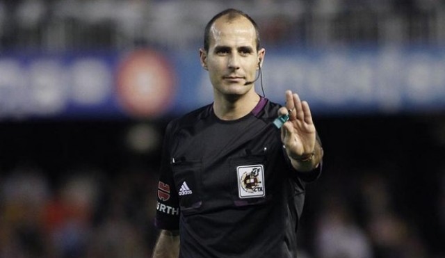 Álvarez Izquierdo pitará en Mestalla por primera vez esta temporada