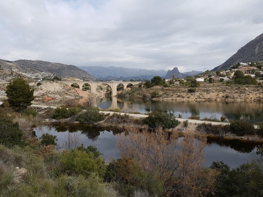 La CHJ pide a Benidorm y Finestrat que 'regularicen' sus vertidos al Amadorio
