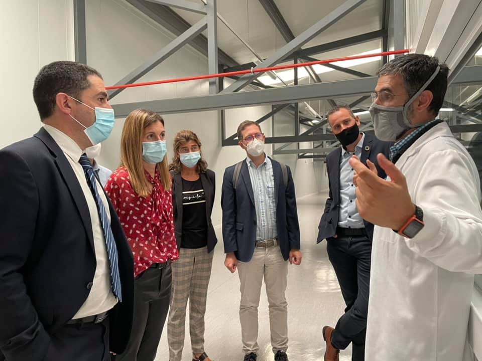 El eurodiputado Ruiz (PSOE) expone en Alcoy y Guardarmar las opciones de los fondos europeos