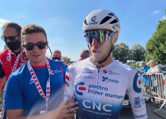 Pelegrí gana la tercera etapa del Tour de Bretaña