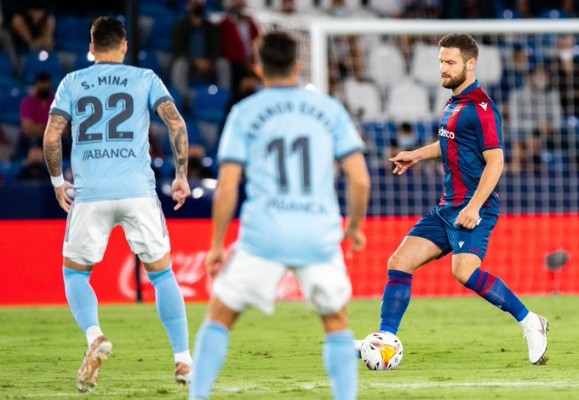 Mustafi: “A este nivel uno o dos errores te pueden costar un partido”