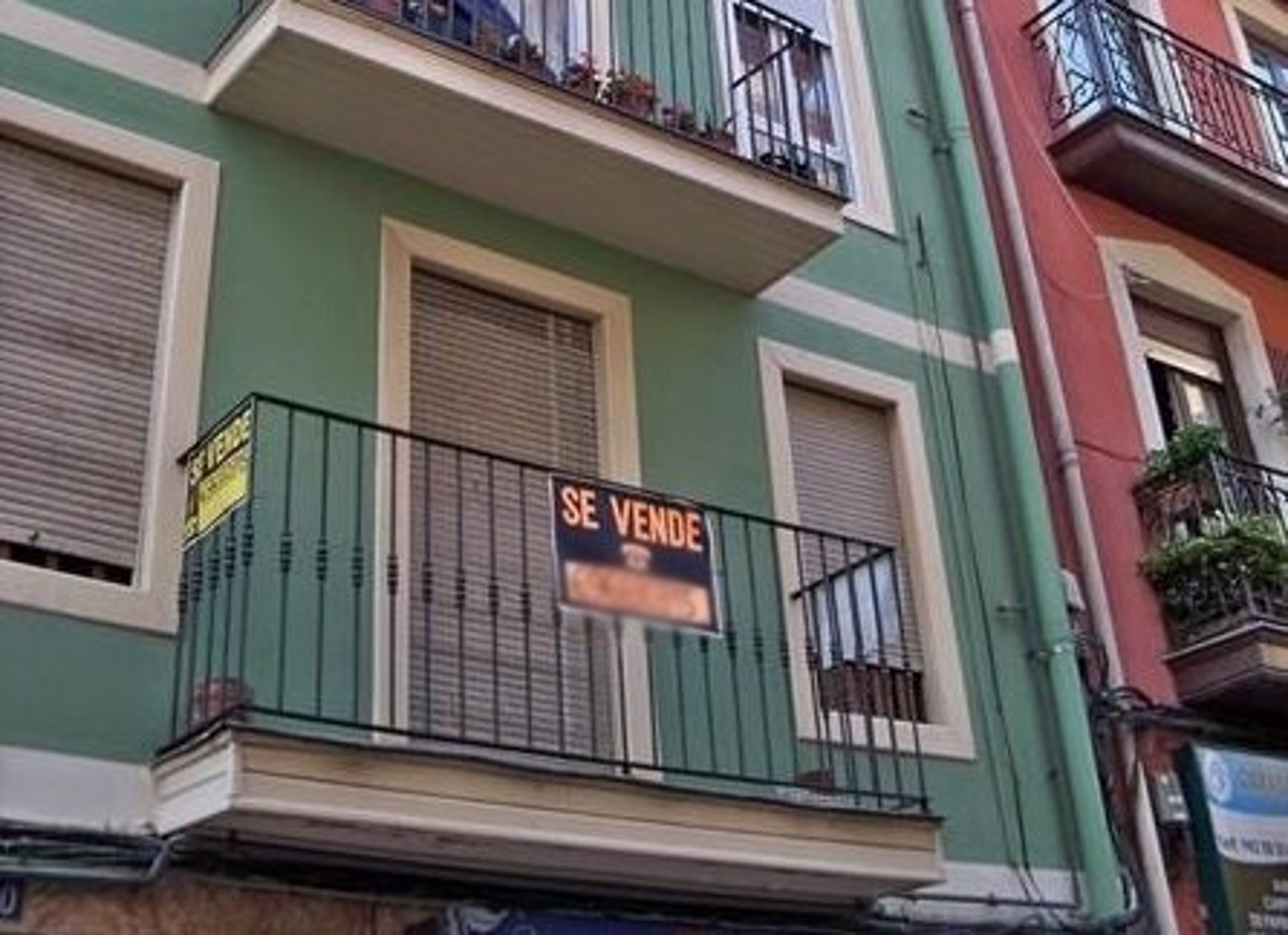 La compraventa de viviendas se dispara un 56,5% en la Comunitat en julio, con 7.226 operaciones