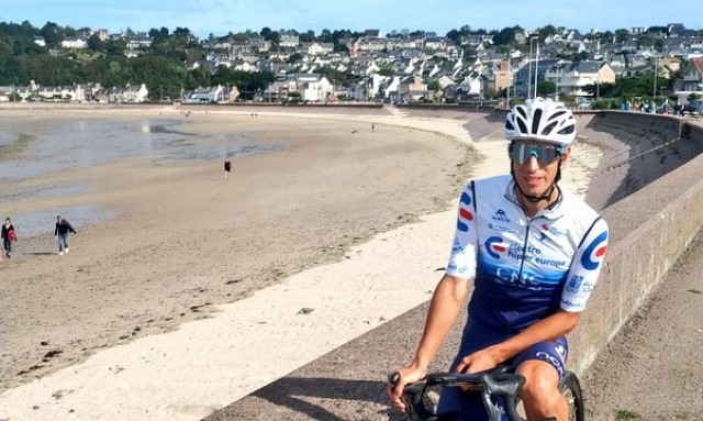 Óscar Pelegrí concluye octavo en la segunda etapa del Tour de Bretaña