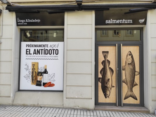 La casi centenaria Salazones Diego apuesta por la línea 'gourmet' y abre tiendas en Elche y Alicante