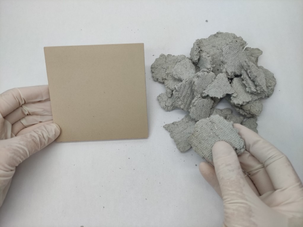 El ITC plantea usar residuos de las papeleras para fabricar cerámica y caucho