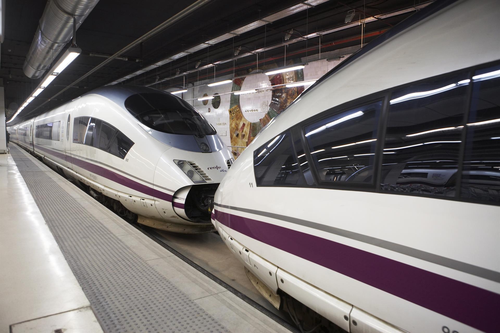 El sindicato ferroviario convoca paros en Renfe en octubre, incluyendo el Puente del Pilar