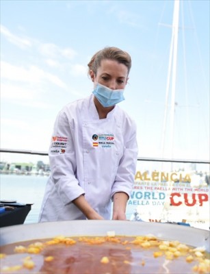 La ilicitana Noelia Pascual gana la World Paella Day Cup 2021