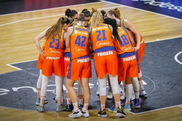 El Valencia Basket afronta ante Schio la primera de las dos batallas por llegar a la Euroliga