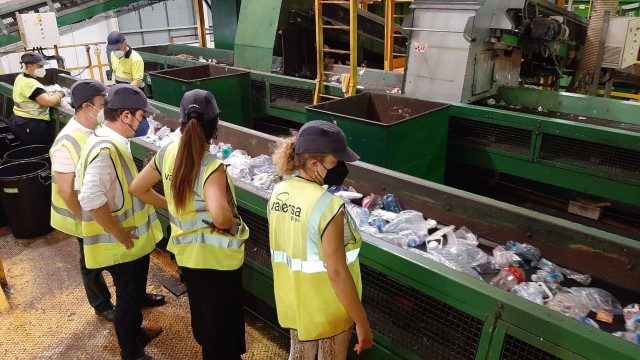 La planta de Vaersa de Castelló recibirá 600.000 euros para mejorar la recogida de envases