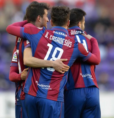  El Levante golea a un Valladolid sin orden
