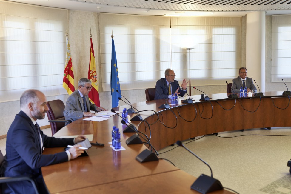 Los máximos representantes de Ascer, durante una reciente comparecencia ante los medios (Foto: ANTONIO PRADAS) - 