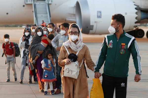 Elche Acoge exige la puesta en marcha de corredores humanitarios para refugiados en Afganistán
