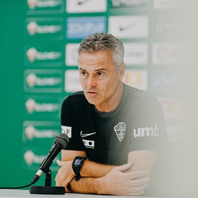 Escribá: “El Levante plantea partidos abiertos, que es algo que no nos gusta”