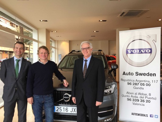 Auto Sweden hace entrega del Volvo XC 90 a Álex Pella