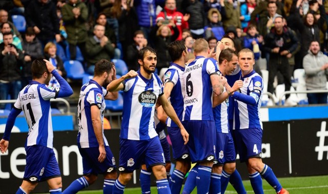 El Deportivo baja a la tierra al Barcelona