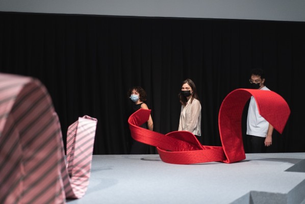 Amalia Ulman lleva su performance 'Privilege' al Centre del Carme