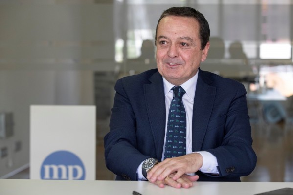 Albarracín acepta el clamor de los empresarios y seguirá al frente de Croem dos años más