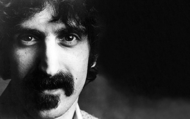 La Universitat de València reivindica a Frank Zappa