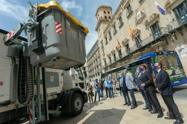 Cuenta atrás para la megacontrata de Alicante: 43 millones anuales por la basura y la limpieza viaria