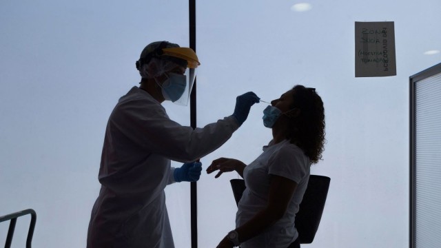 La Comunitat Valenciana notifica 361 nuevos casos de coronavirus y tres fallecimientos