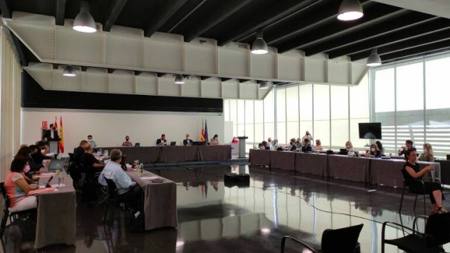 González convoca a los portavoces de la oposición de Elche para abordar el nuevo curso político