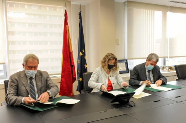 Adif, Tramesa y APV firman el protocolo para la primera 'autopista ferroviaria' Madrid-Valencia

