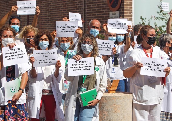 Siete sindicatos de Alicante se movilizarán contra la centralización de las Emergencias Sanitarias