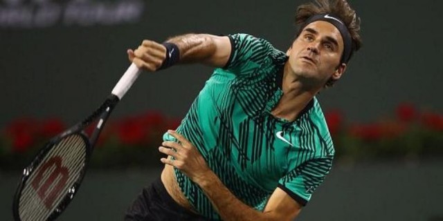 Federer se clasifica para tercera ronda al derrotar al francés Robert
