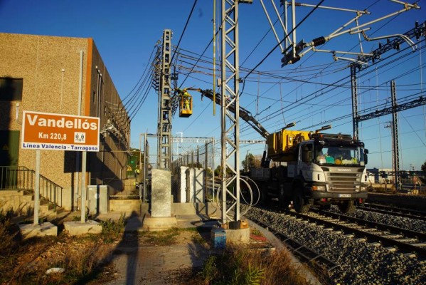 El Gobierno aprueba un nuevo contrato para materializar el Corredor de Castelló a Tarragona