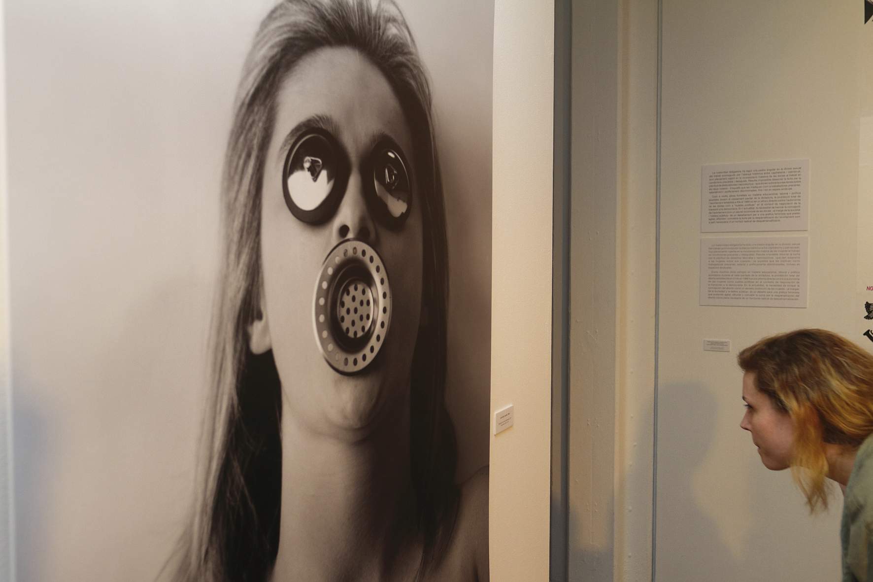 'WOMEN IN WORK', una exposición sobre la situación laboral de mujer en la globalización 