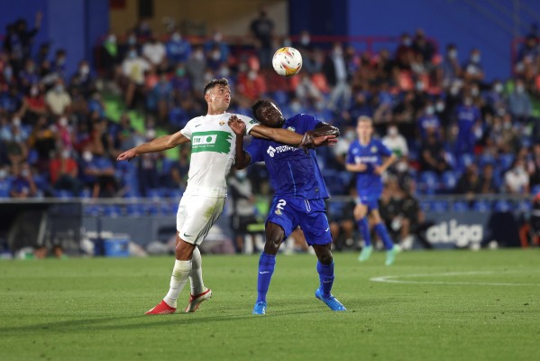 Getafe y Elche empatan en el descanso