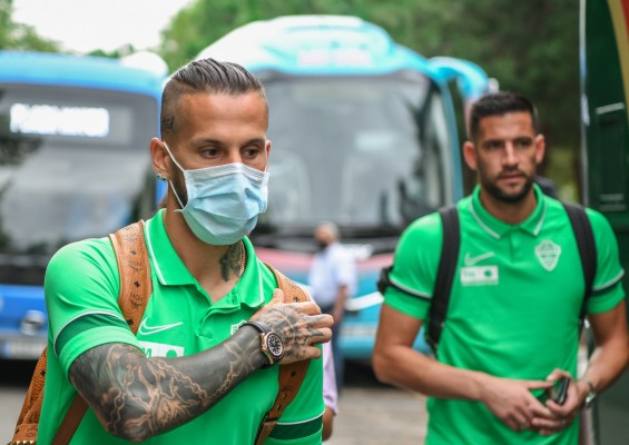 Omar Mascarell titular y Lucas Pérez suplente