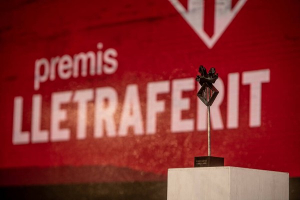 L'escriptor i articulista Manuel Vicent rebrà el Premi Lletraferit de Cultura Valenciana
