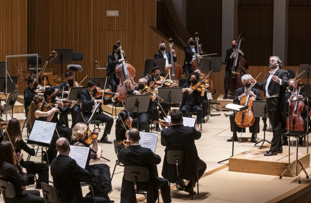 La Orquestra de la Comunitat Valenciana debuta en Ensems homenajeando a Kaija
Saariaho