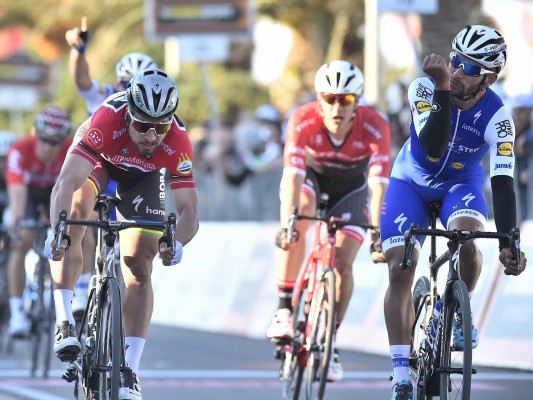 Gaviria le da de su propia medicina a Peter Sagan
