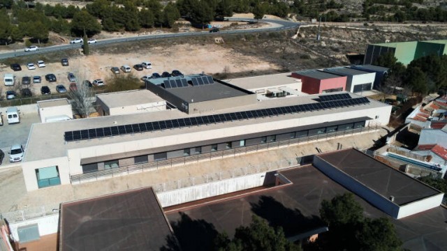 Ampertec Energy colocará en el Pinós dos instalaciones fotovoltaicas para autoconsumo