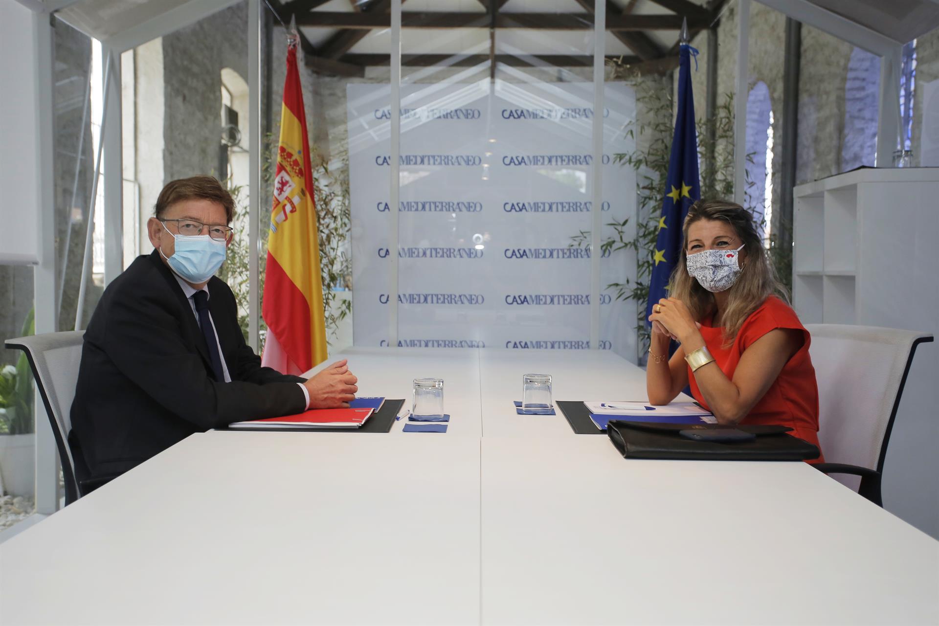Ximo Puig y Yolanda Díaz, en Casa Mediterráneo - 
