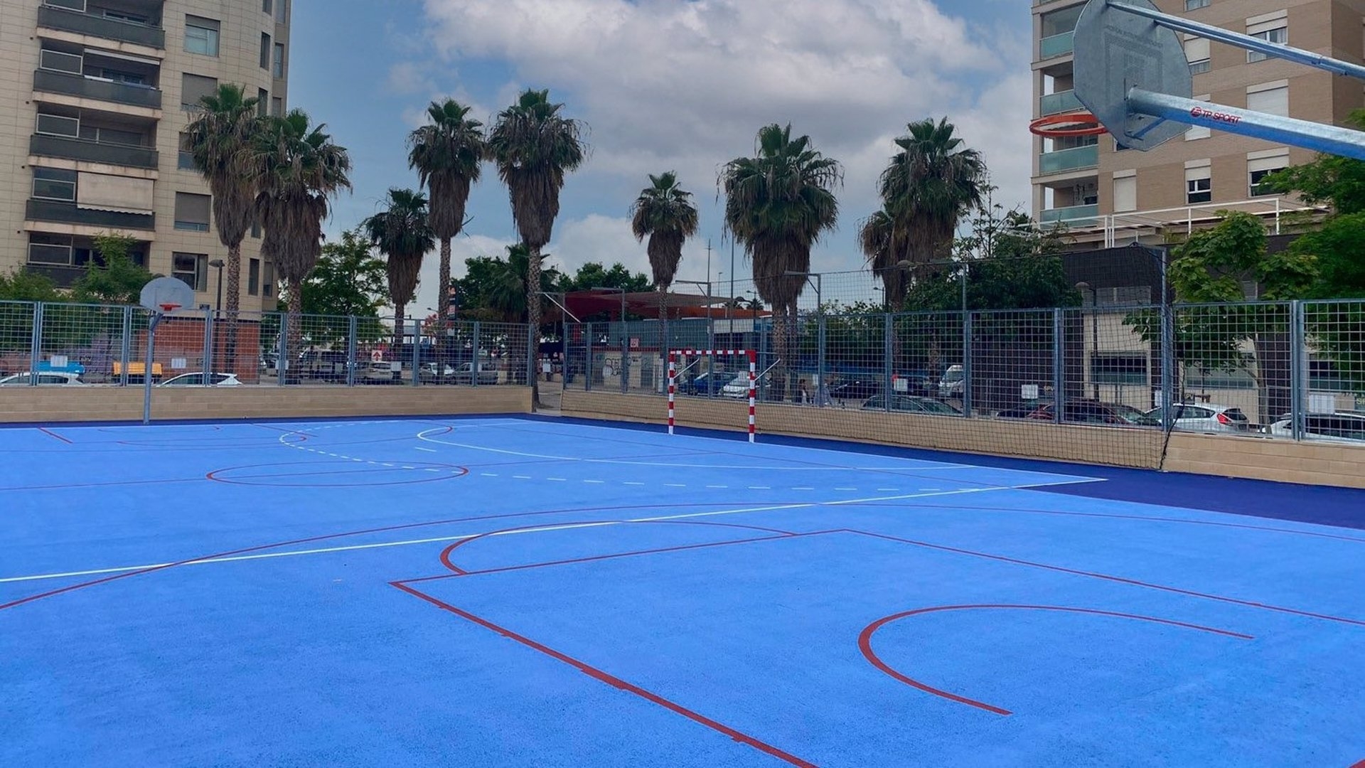 València sancionará el uso fuera del horario de las instalaciones deportivas de exterior