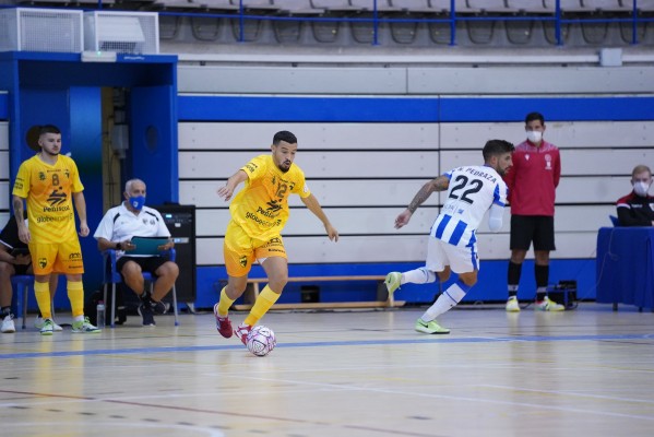El Peñíscola hace valer su efectividad en los minutos iniciales para ganar al Leganés (1-2)