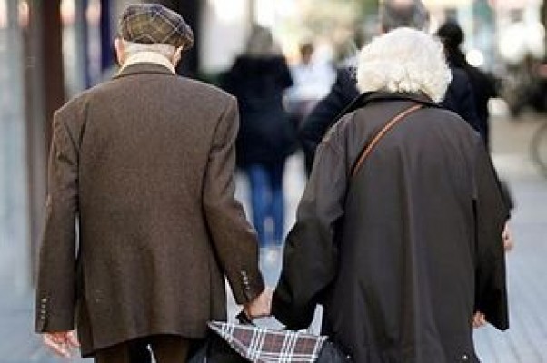 La pensión media en la Comunitat aumenta un 1,9% en noviembre, hasta los 821,91 euros