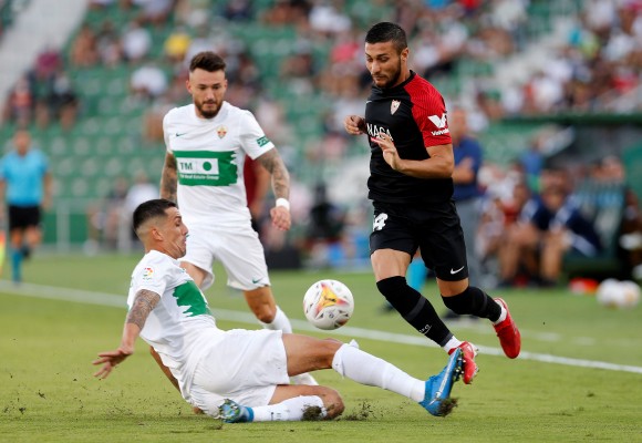 Enzo Roco llega esta noche a Elche y podrá completar dos entrenamientos con sus compañeros
